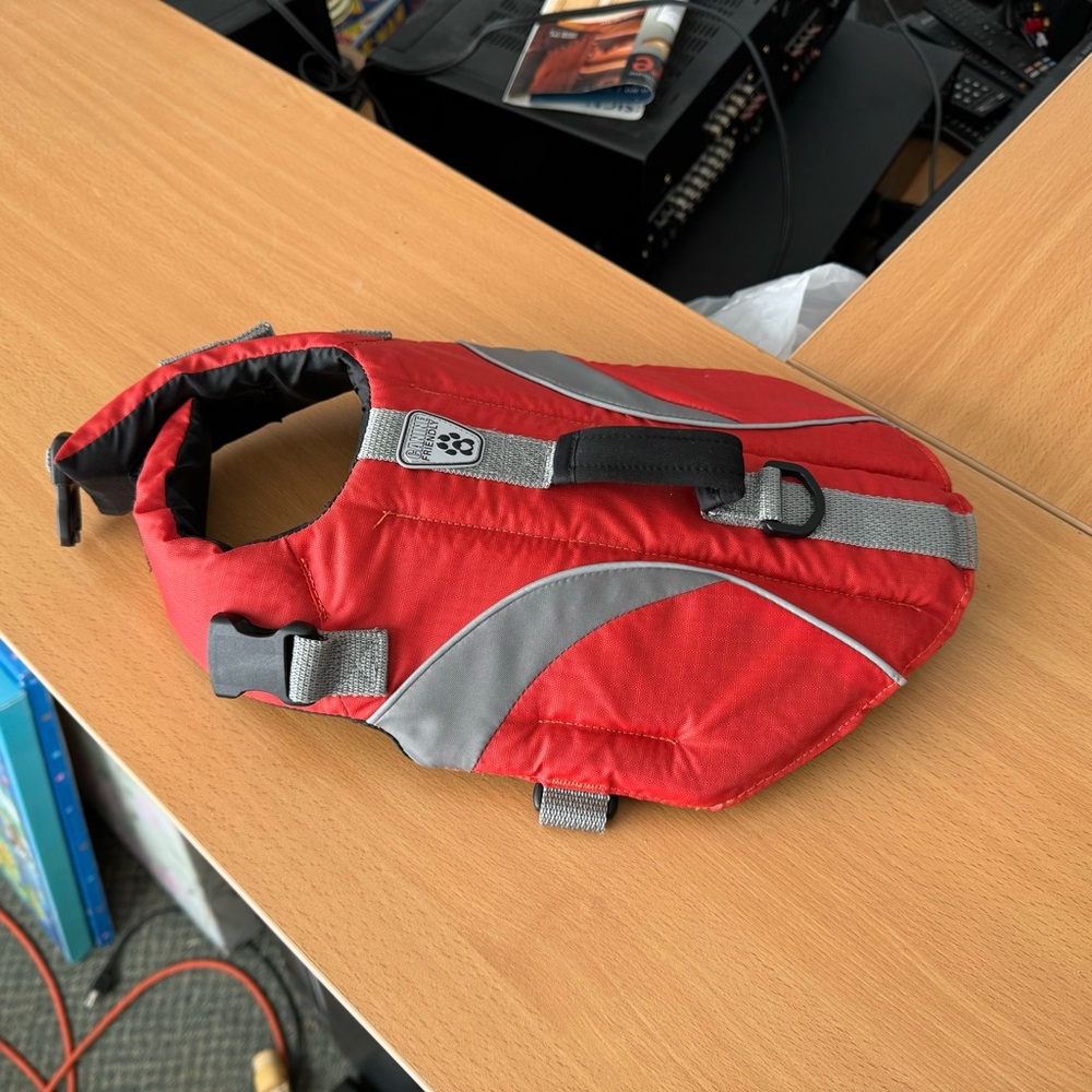Small Dog Lifejacket